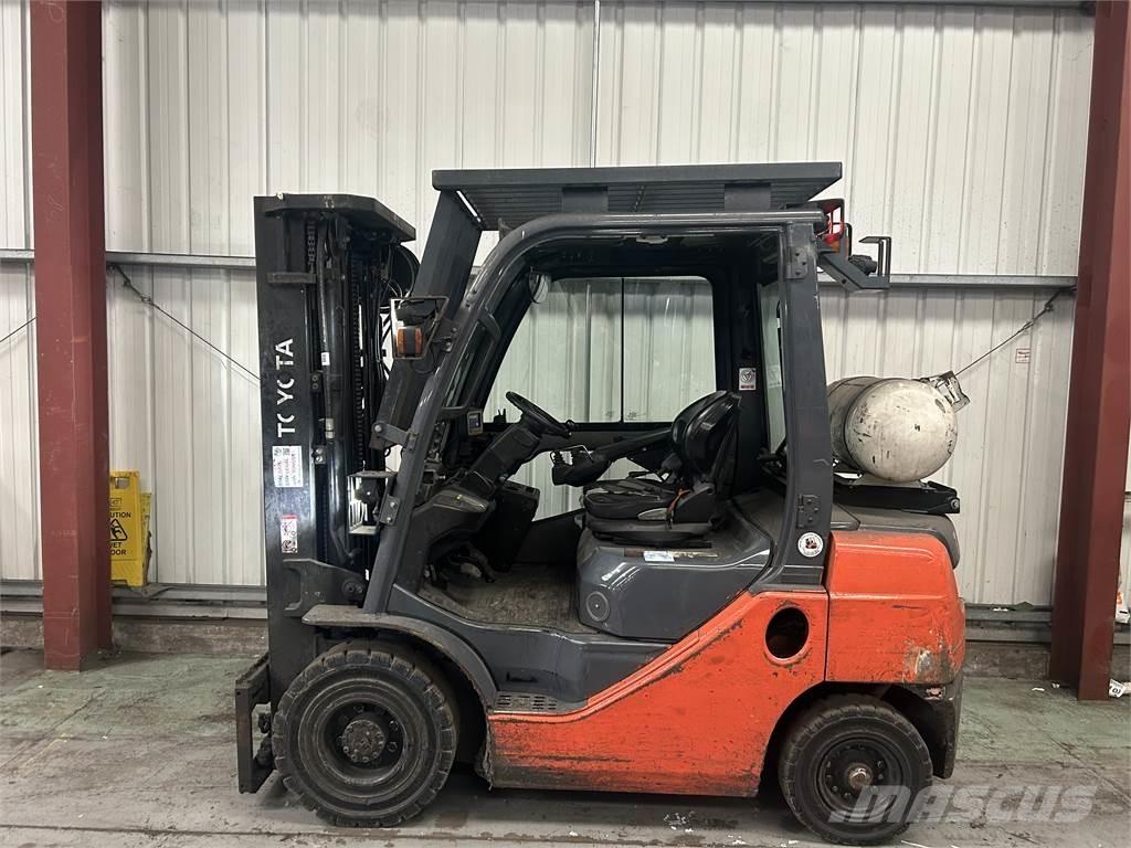 Toyota 02-8FGF25 Gázüzemű targoncák