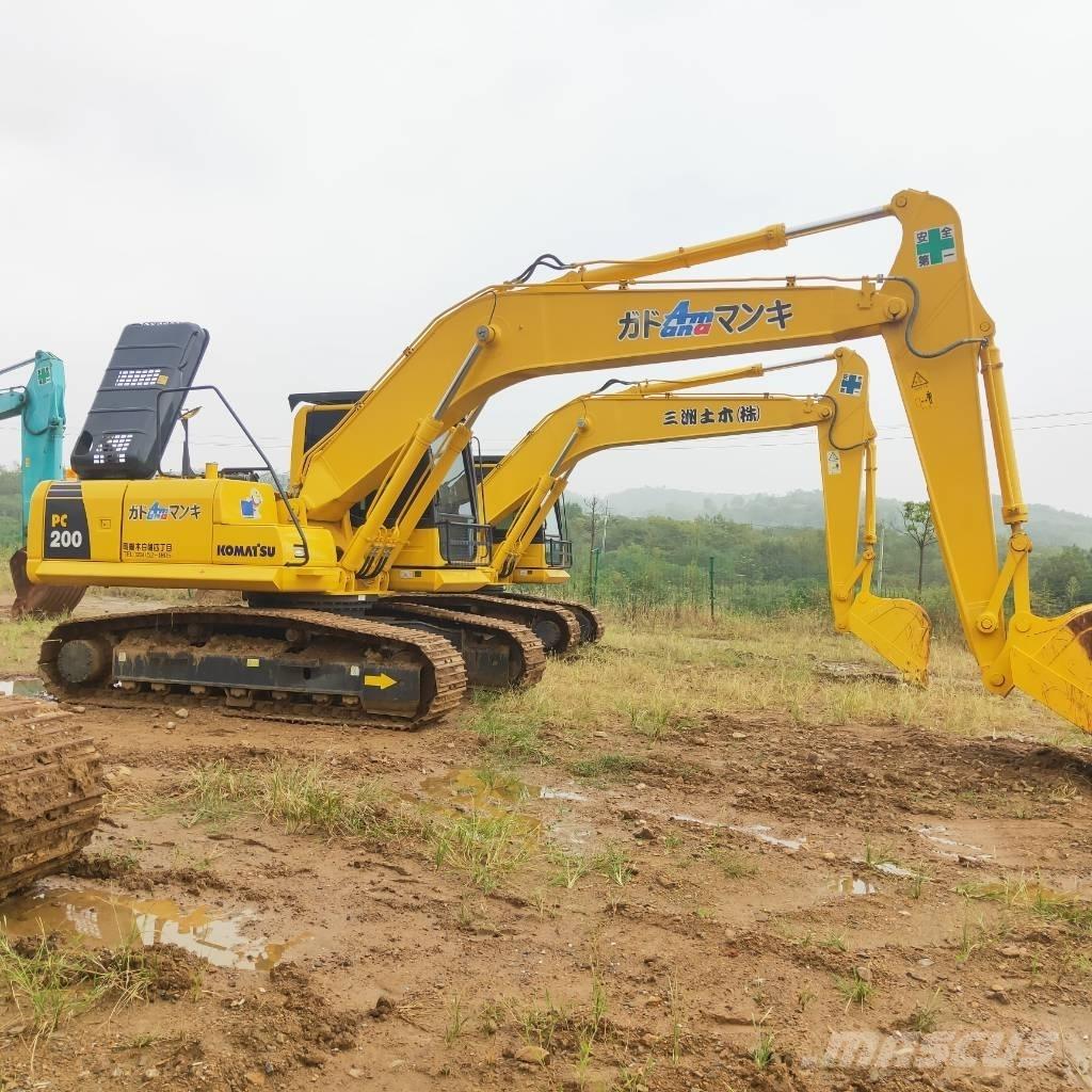 Komatsu PC200-8 Lánctalpas kotrók