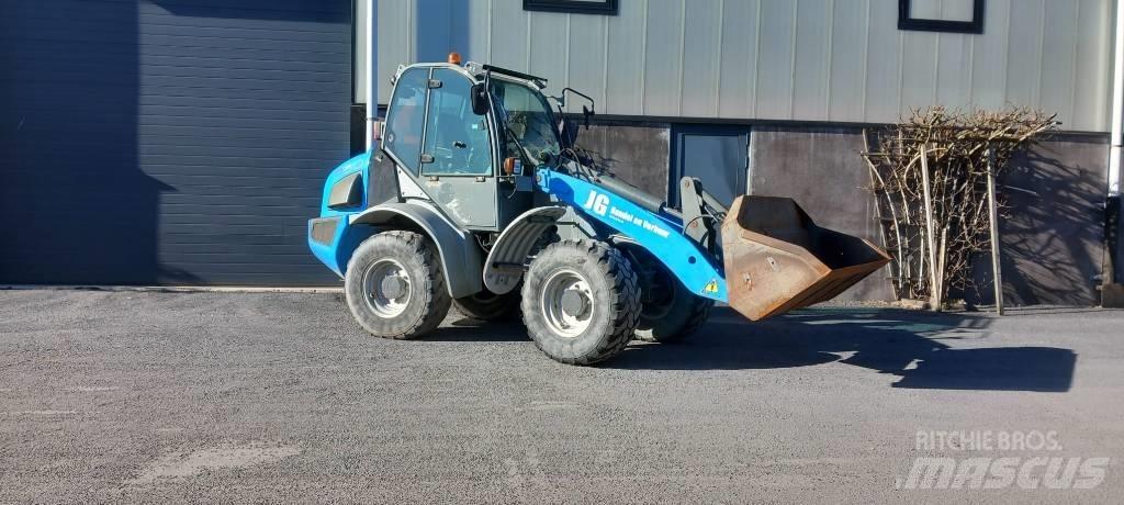 Kramer allrad 950 Gumikerekes homlokrakodók