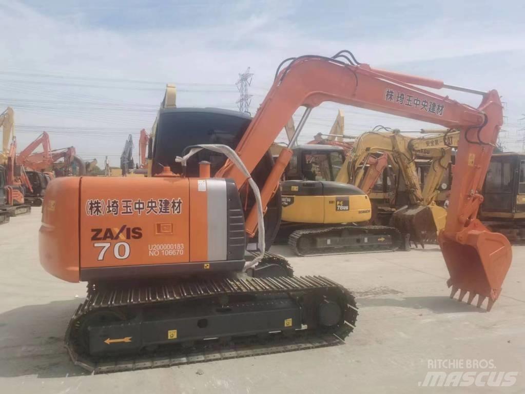 Hitachi ZX 70 Mini kotrók < 7t