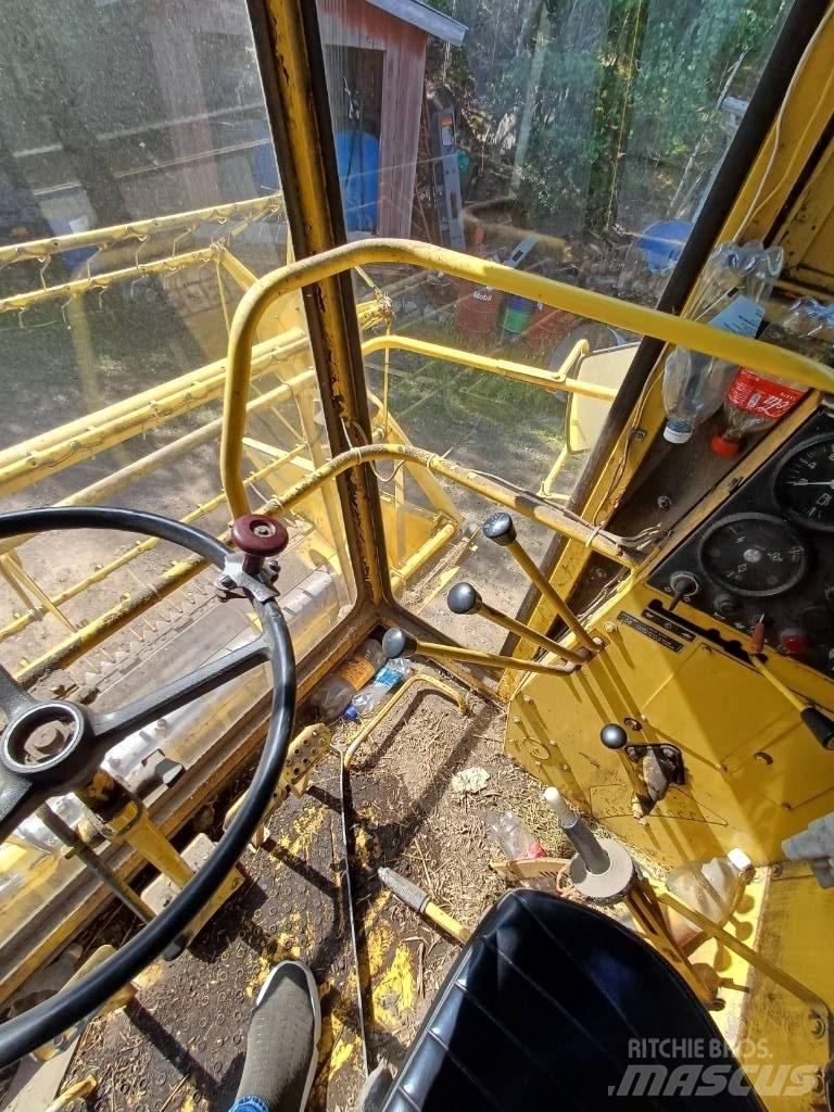 New Holland 8030 Kombájnok