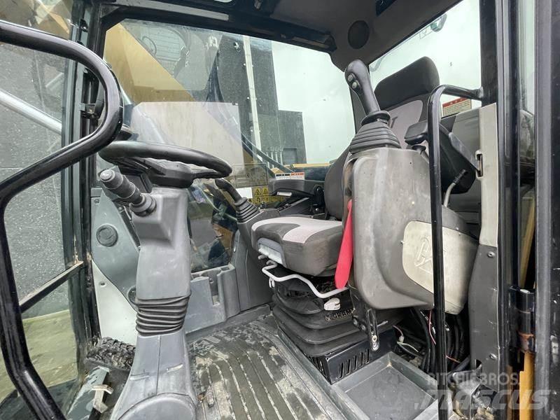 CAT M 314 F Gumikerekes kotrók