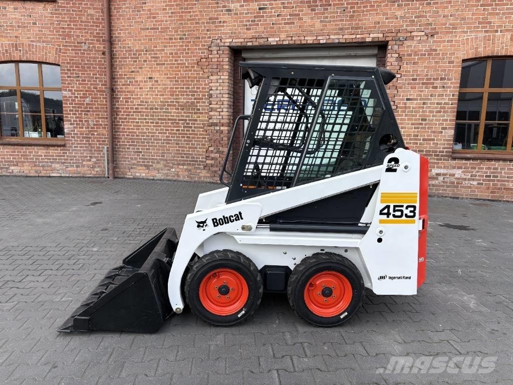 Bobcat 453 Kompaktrakodók