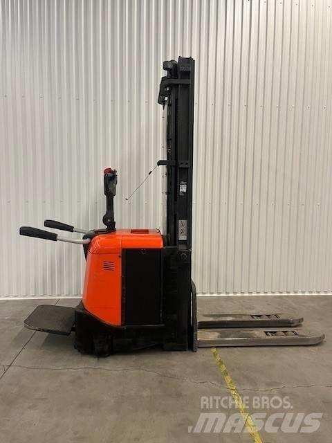 BT SPE 125 L Gyalogkíséretű targonca