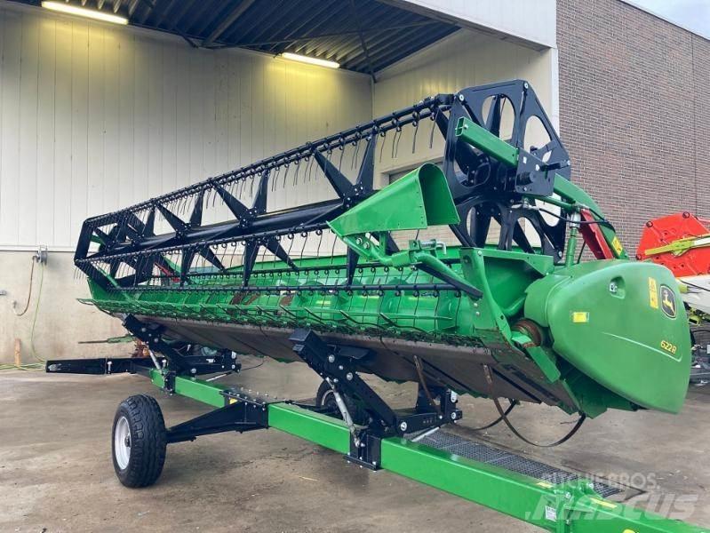 John Deere T 550 i Kombájnok