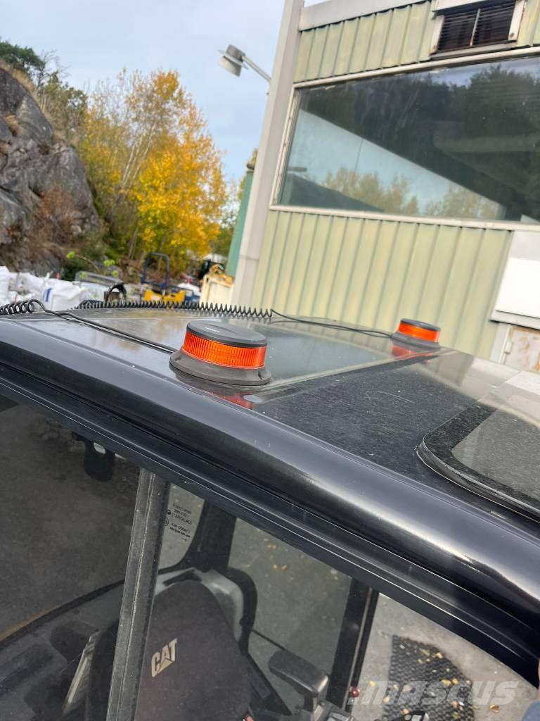 CAT 301.7 D Rototilt Mini kotrók < 7t