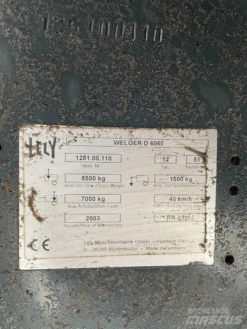 Welger D 6060 Szögletes bálázók