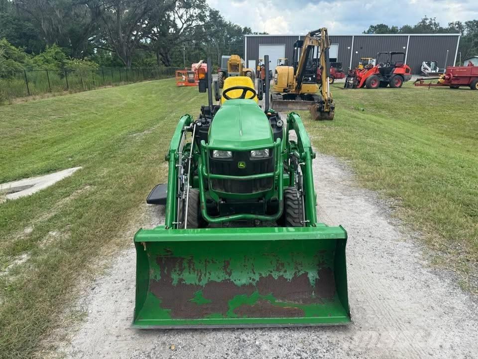 John Deere 1025 R Traktorok