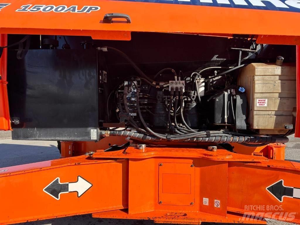 JLG 1500AJP Karos emelők