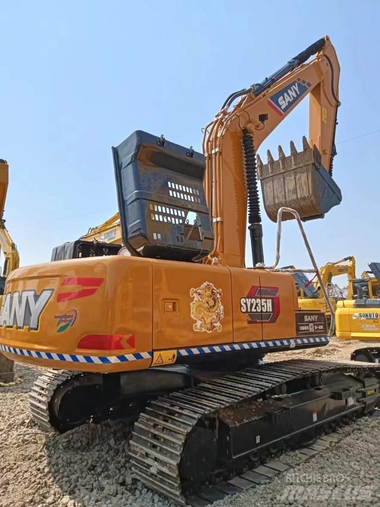 Sany SY 235 C Lánctalpas kotrók