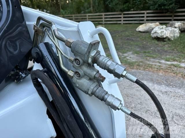 Bobcat S 450 Kompaktrakodók