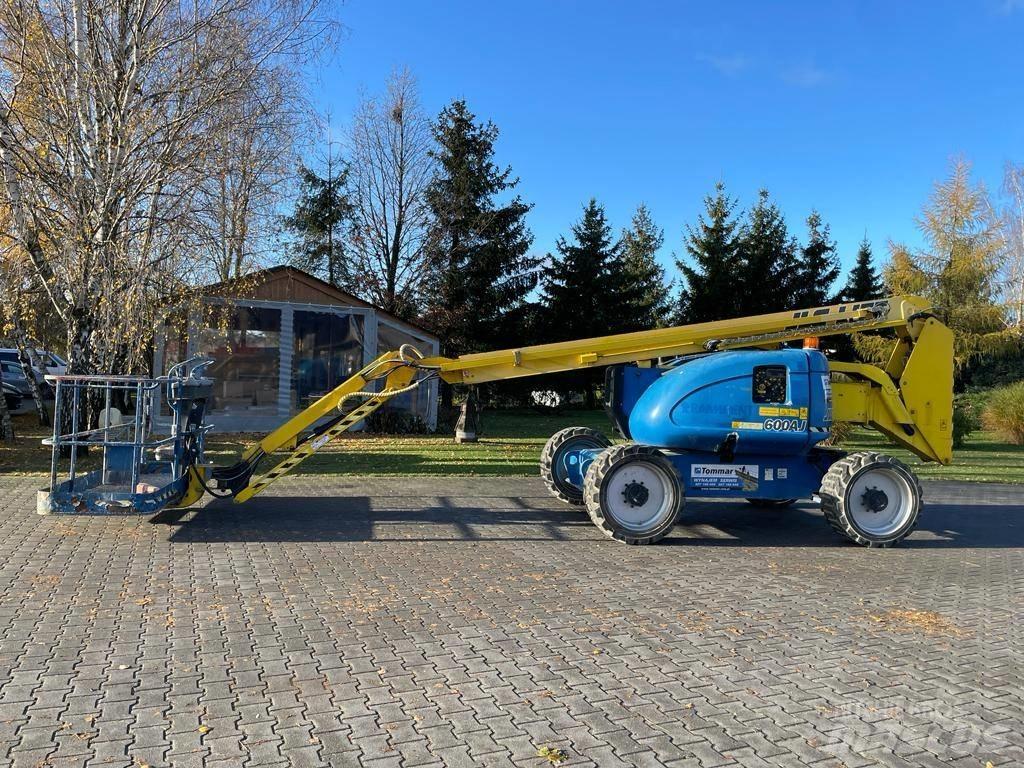 JLG 600 AJ Karos emelők