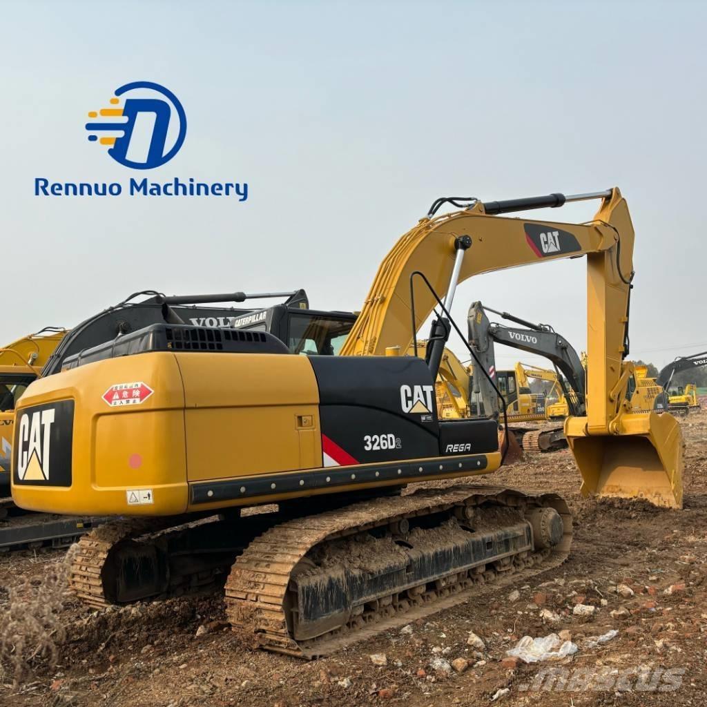 CAT 326D2 Lánctalpas kotrók