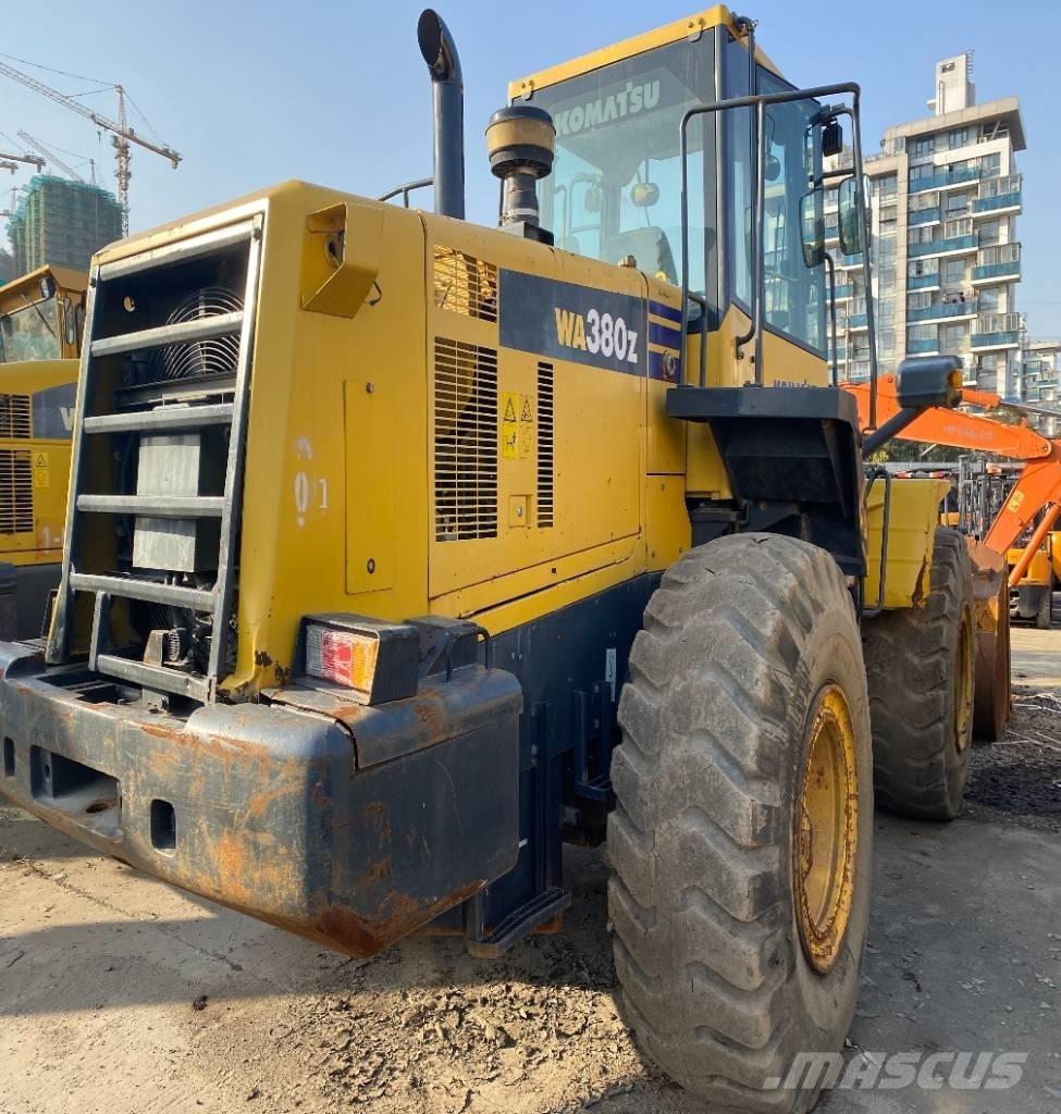Komatsu WA 380-3 Gumikerekes homlokrakodók