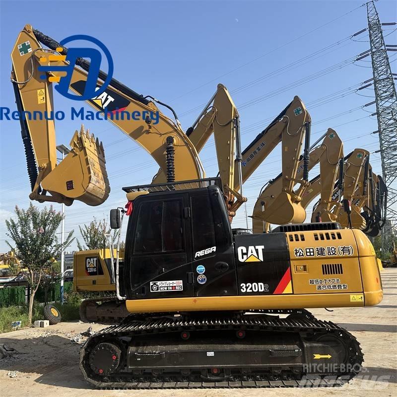 CAT 320D2 Lánctalpas kotrók