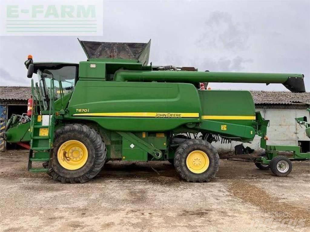 John Deere T670 Kombájnok