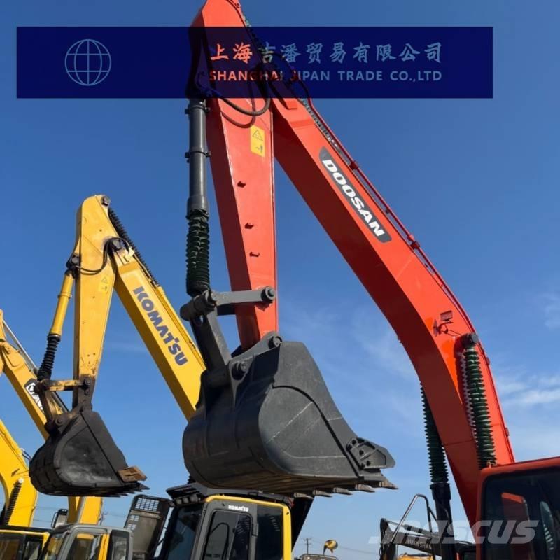 Doosan DX 300 Lánctalpas kotrók