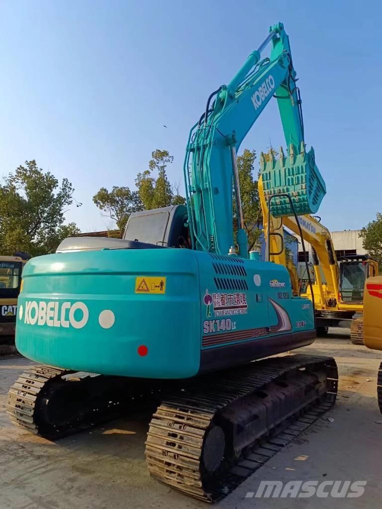 Kobelco SK 140 Mini kotrók < 7t