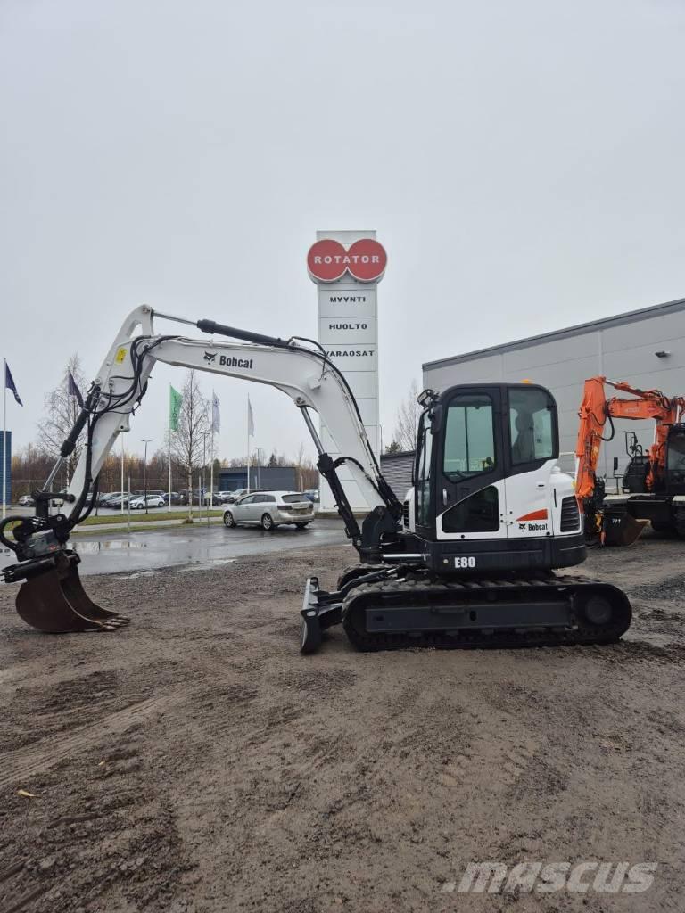 Bobcat E 80 Közepes (midi) kotrók 7 t - 12 t