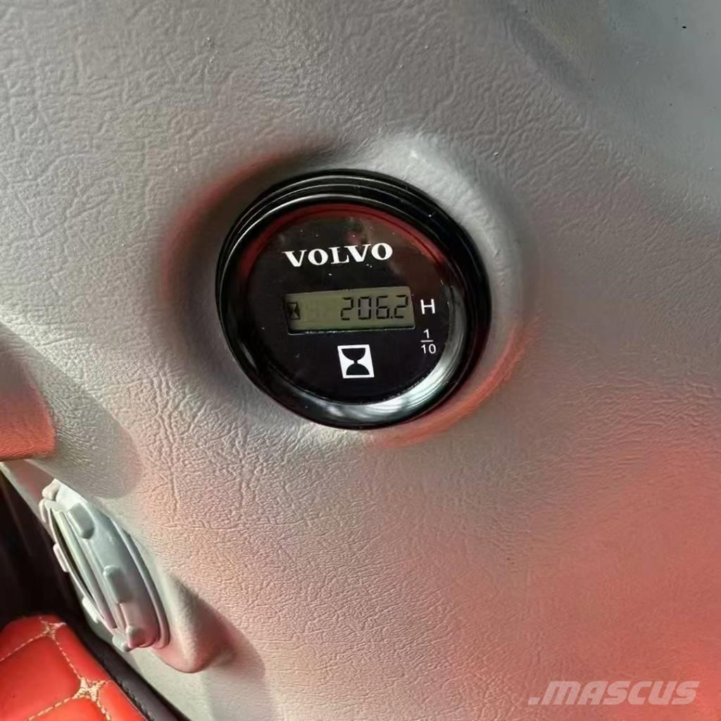 Volvo 480D Lánctalpas kotrók