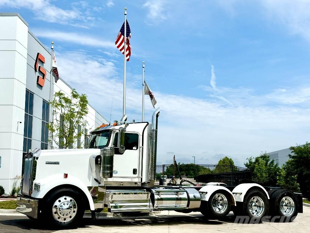 Kenworth W 900 Nyergesvontatók