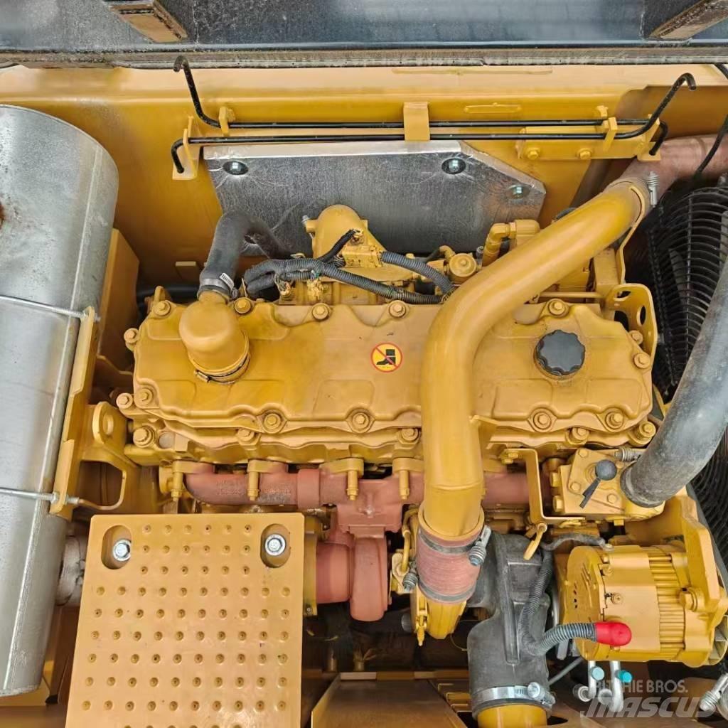 CAT 329 D Lánctalpas kotrók