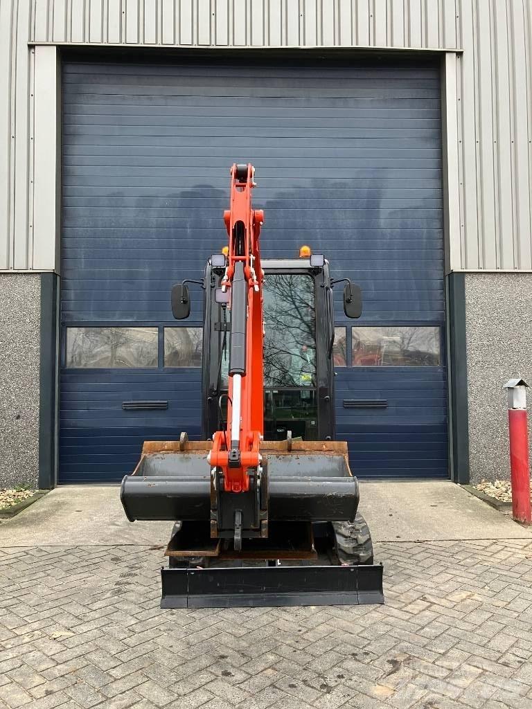 Kubota KX 019-4 Mini kotrók < 7t