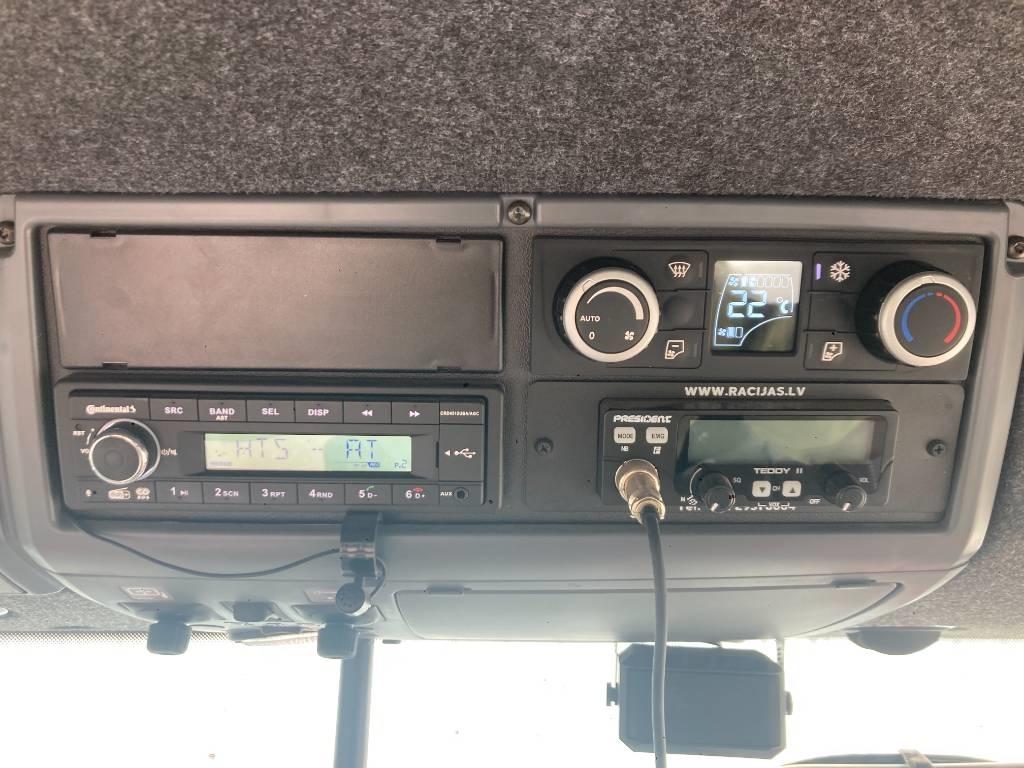Valtra Q 305 Traktorok