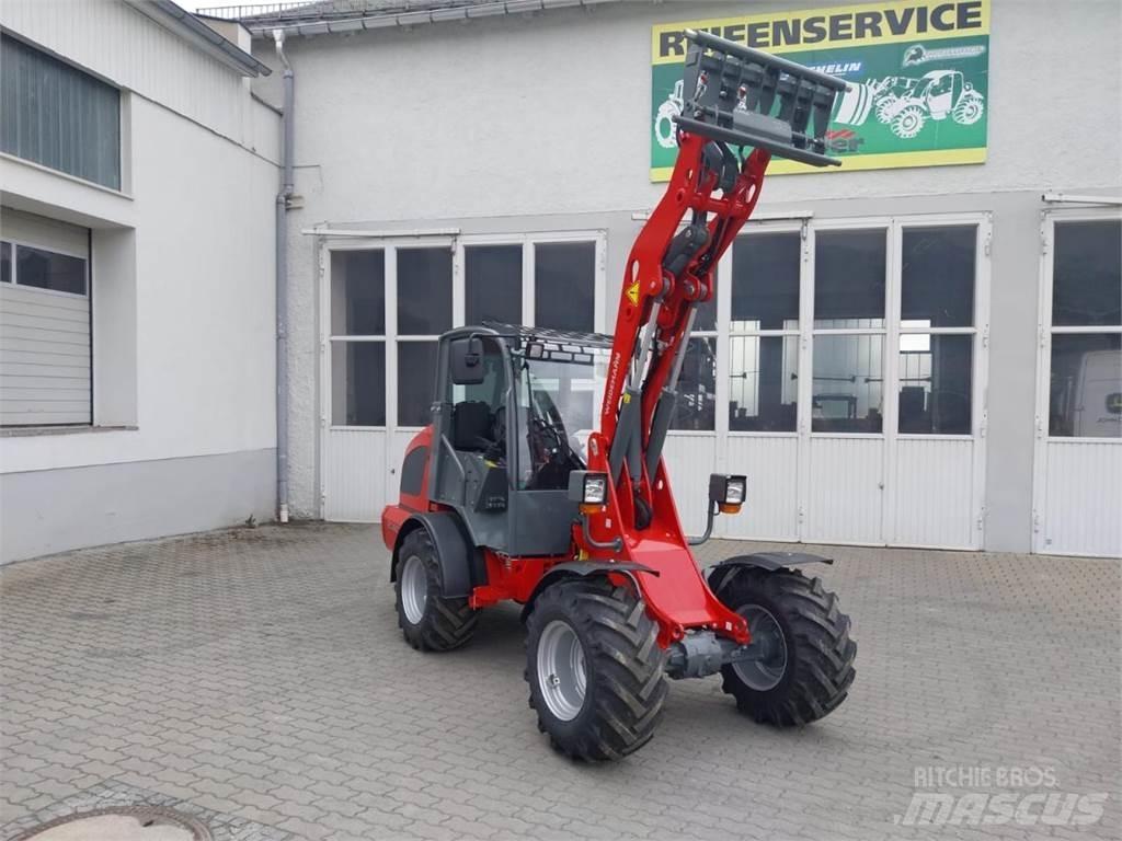 Weidemann 2080LP Gumikerekes homlokrakodók