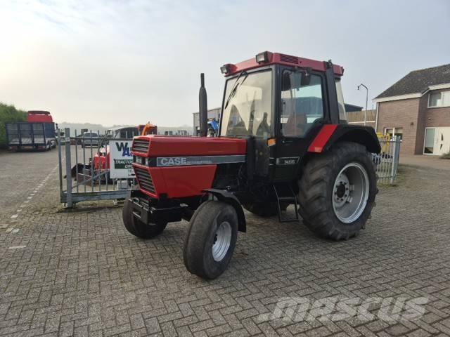 Case IH 745 XL Traktorok