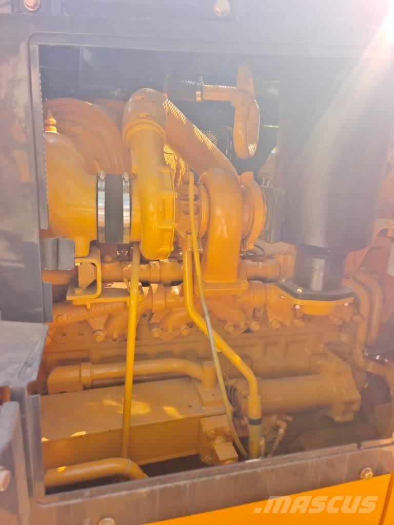 Shantui SD 22 lánctalpas dózerek