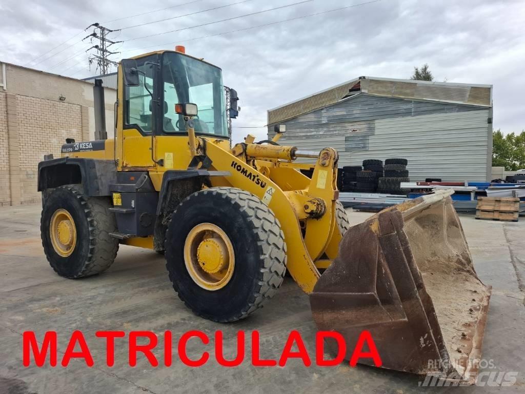 Komatsu WA 270-3 Gumikerekes homlokrakodók