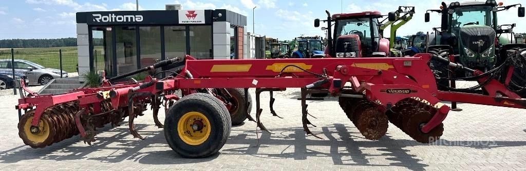 Väderstad Topdown300 Kultivátorok