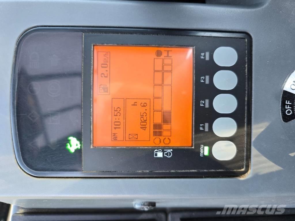 Yanmar SV 100 Közepes (midi) kotrók 7 t - 12 t