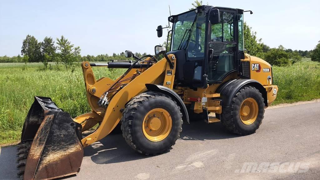 CAT 908M  Cat 908 Gumikerekes homlokrakodók