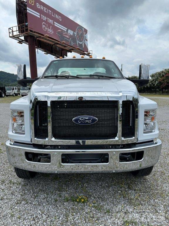 Ford F 750 Fülkés alváz