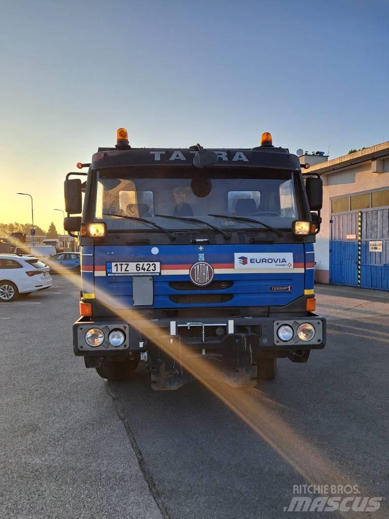 Tatra Terno 6x6 Platós / Ponyvás teherautók