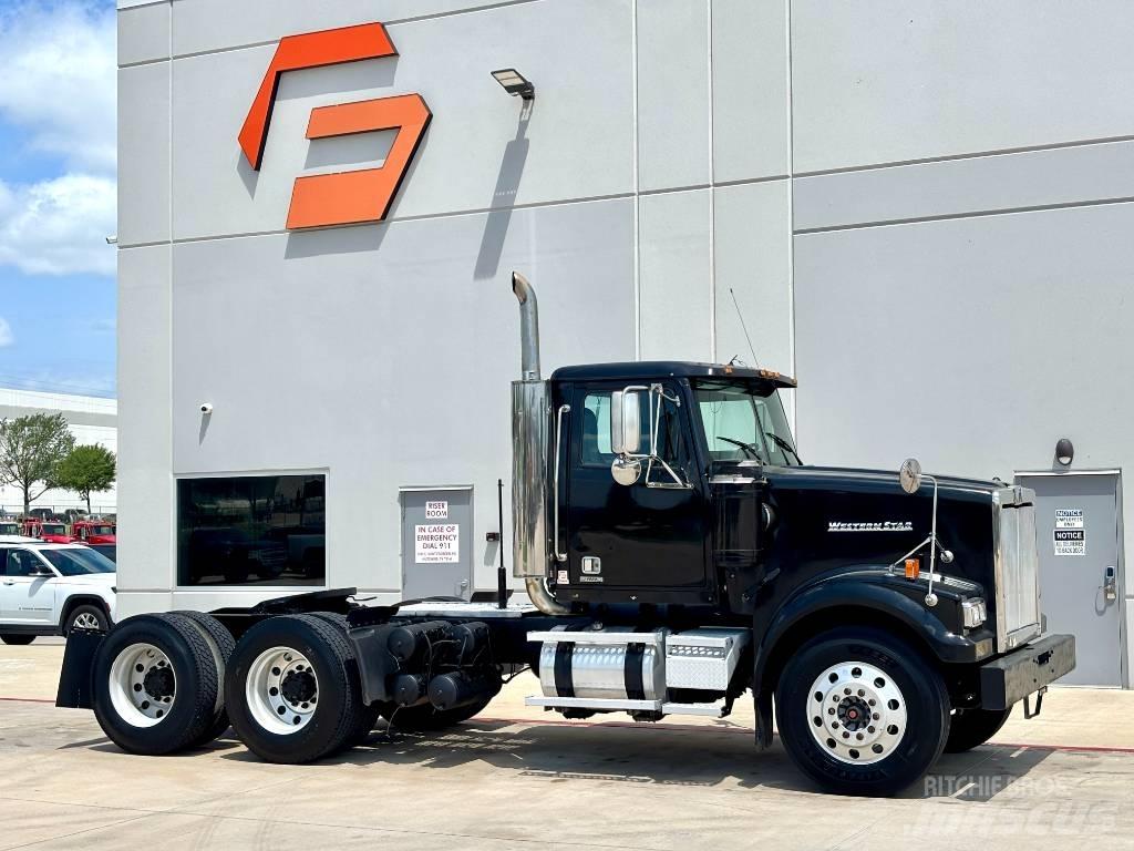 Western Star 4900 Nyergesvontatók