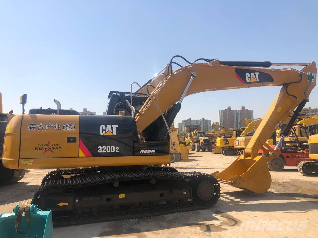 CAT 320D Lánctalpas kotrók