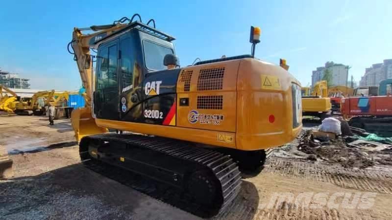 CAT 320D Lánctalpas kotrók