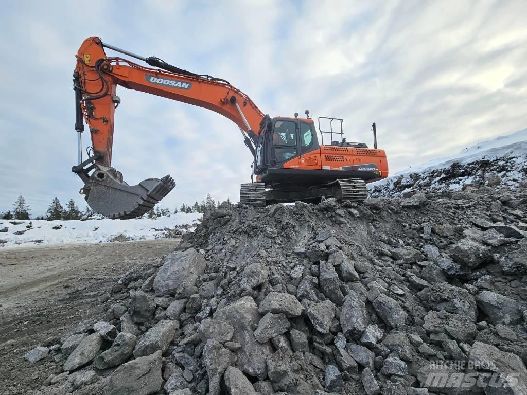 Doosan DX 340 LC Lánctalpas kotrók