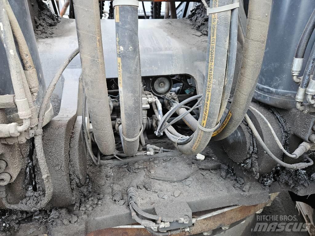 Doosan DX 340 LC Lánctalpas kotrók