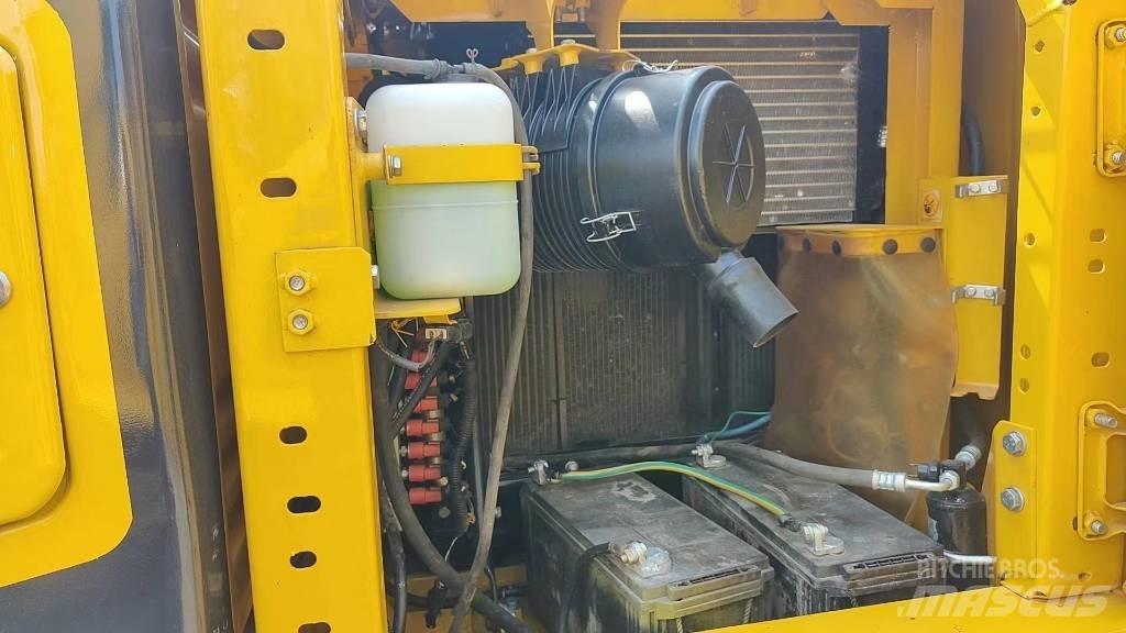 Komatsu PC 130 Lánctalpas kotrók