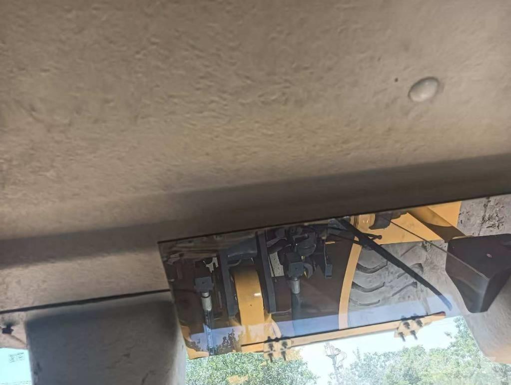 Komatsu WA 470 Gumikerekes homlokrakodók