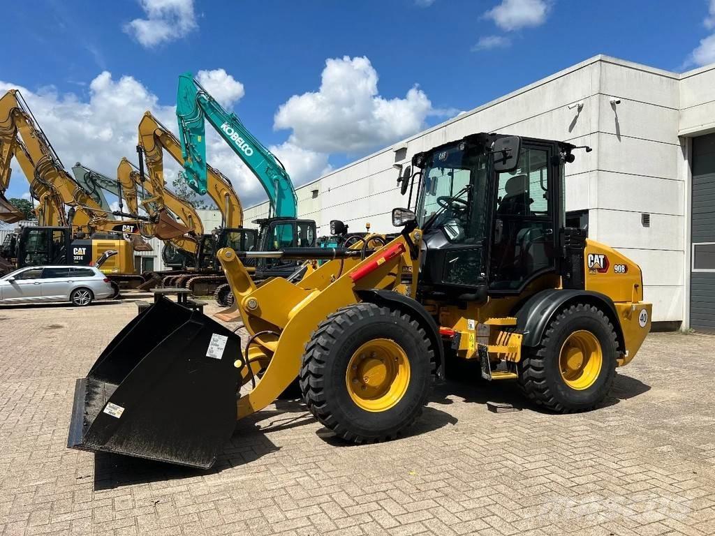 CAT 908 Next gen Gumikerekes homlokrakodók