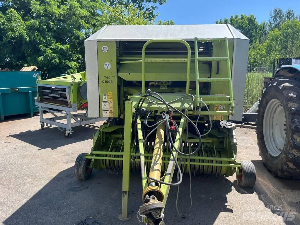 CLAAS Rollant 240 Körbálázók