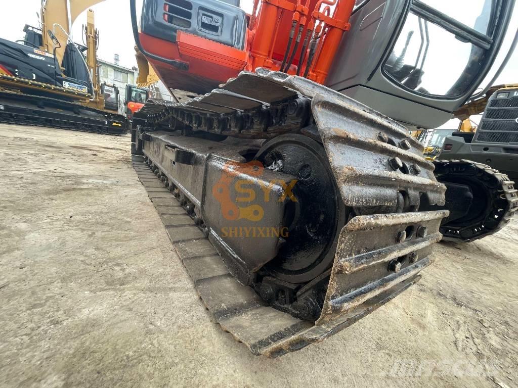 Hitachi EX 120 Lánctalpas kotrók