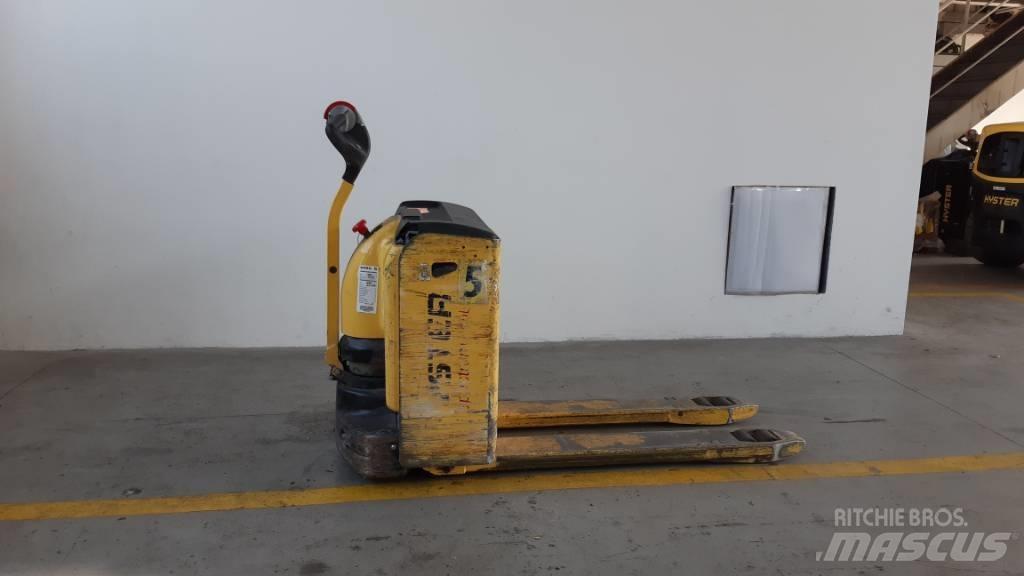 Hyster P2.0L Alacsony emelőkocsi