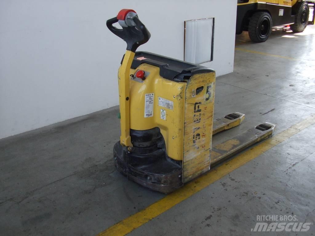 Hyster P2.0L Alacsony emelőkocsi