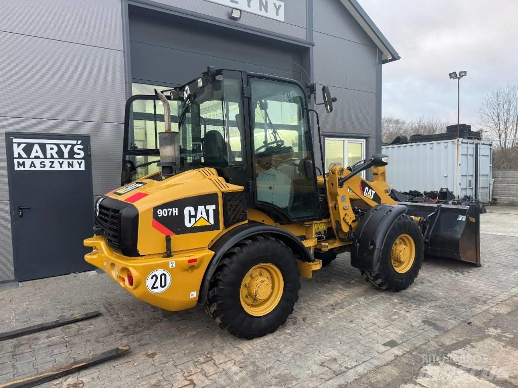 CAT 907 H Gumikerekes homlokrakodók